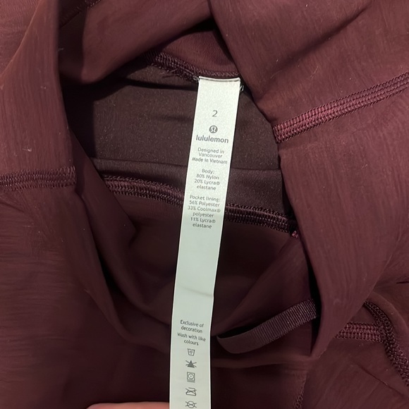 LuluLemon Wunder Train 8” High Rise Short - Picture 4 of 5